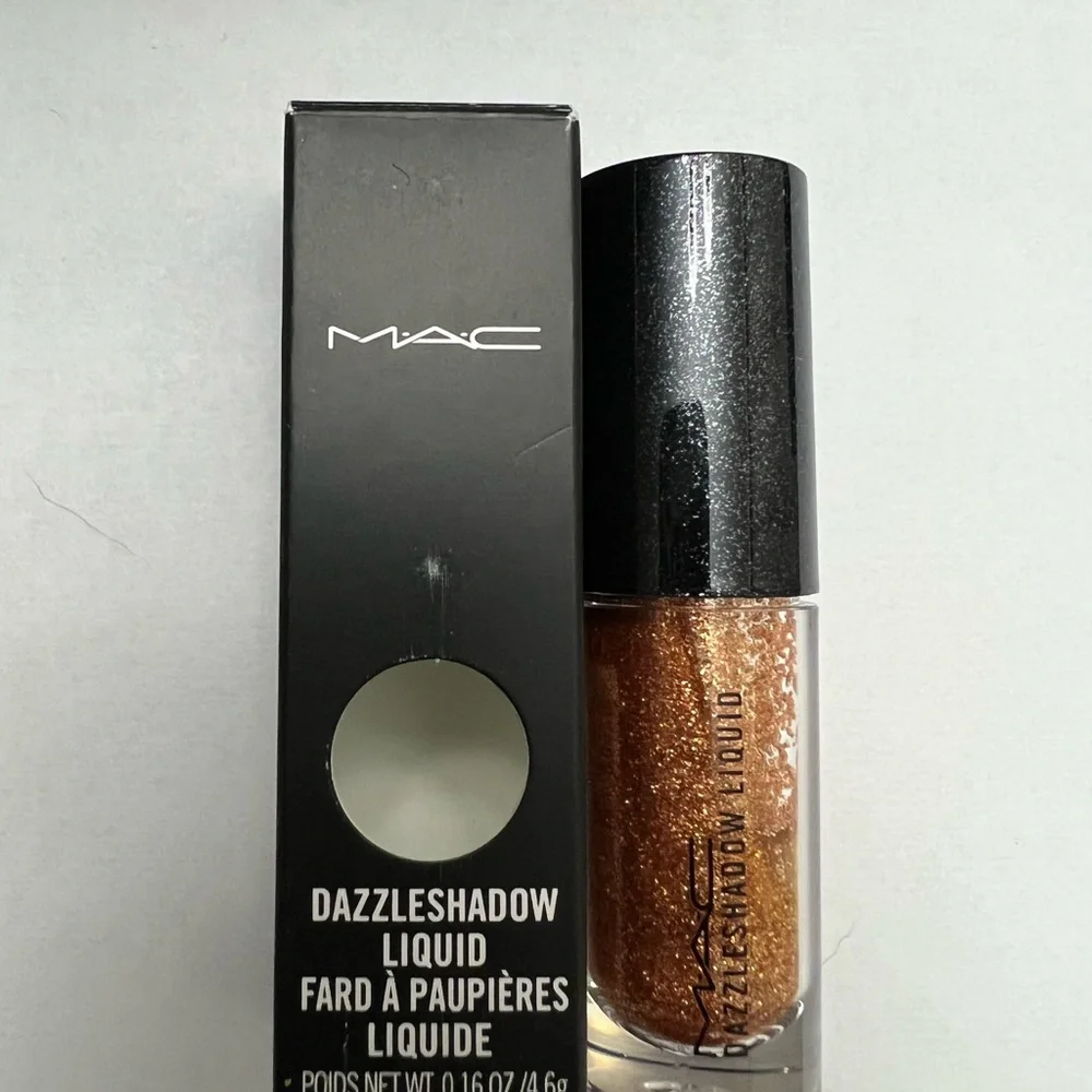 Mac Cosmetics DazzleShadow Liquid
